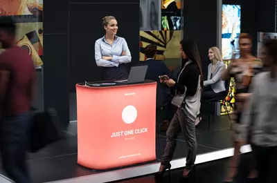 Profesjonalna recepcja i punkt informacyjny &ndash; jak zadbać o pierwszy kontakt z uczestnikiem wydarzenia?